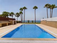 Amazing frontline beach villa - B&B Larnaka
