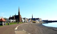 Parkside 2 bedrooms appartment with encolsed garden - B&B Largs