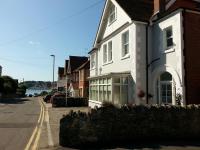 B&B Swanage - Beachcomber Holiday Apartments - Bed and Breakfast Swanage