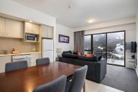Lantern 24 Balcony - B&B Thredbo