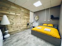 Le Cocon de Sasha - Hyper Centre - FULL Climatisation - Proche Gare - Canapé convertible - B&B Verdun