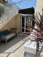 Villino Aranci Nuovo monolocale in centro - Bed and Breakfast Levanto