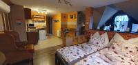 Baker Street Apartman - B&B Balatonalmádi