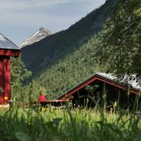 Unique farm stay in the steep mountains of Rjukan - Chambres d'hôtes Vemork