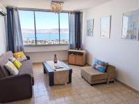 B&B Tiberias - 1Bdrm APT With Panoramic View of Sea and Mountains - Bed and Breakfast Tiberias