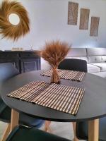 B&B Toulouges - Appartement climatisé avec patio - Bed and Breakfast Toulouges