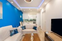 Artemis Bay Apartments near sea and airport - B&B Loutsa