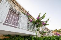 Bugenvilija apartment - B&B