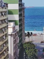 Copacabana- vista lateral para o mar - B&B