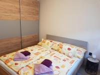 Henrietta Apartmanház - Bed and Breakfast Zalakaros