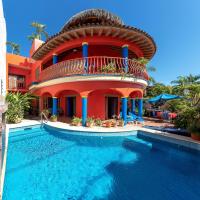 B&B Bucerías - Casa Rodeo - Golden Zone Villa with Large Pool & Rooftop Ocean Views - Bed and Breakfast Bucerías