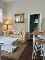 Deluxe King Suite