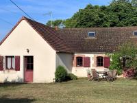 Évasion Naturelle près de Moulins : Gîte Confortable avec Jardin et Poêle à Bois - FR-1-489-463 - Bed and Breakfast Toulon-sur-Allier