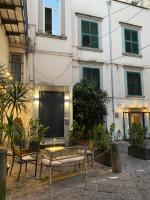Paura Suite Apartment - Ferienwohnung Neapel