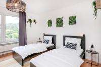 Green Apartment for 4 - Essen, Kitchen, WIFI, Netflix - B&B