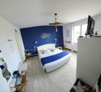 Queen Room with Garden View