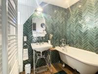 Le Grenier du Buronnier - Bed and Breakfast