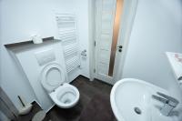 Doppel- oder Zweibettzimmer mit eigenem Bad - Nebengebäude