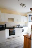 B&B Lowestoft - Contemporary 2 Floor Flat with Sea Views! - Bed and Breakfast Lowestoft