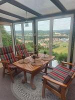 B&B Rudolstadt - Bungalow mit Schlossblick - Bed and Breakfast Rudolstadt