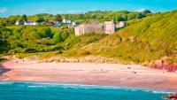 B&B Tenby - Manorbier Castle Inn Sunset Room - Bed and Breakfast Tenby