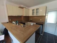 Appartement met Uitzicht op het Zwembad 