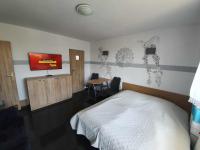 Vierbettzimmer mit Balkon