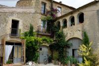 B&B San Jordi Desvalls - CAN TAT, Loft in a old coach house - Bed and Breakfast San Jordi Desvalls