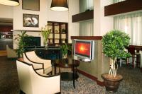 Hampton Inn & Suites Laval