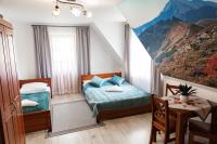 Habitación Familiar con vistas a la montaña