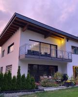 Haus "Charly" - B&B Nodrio