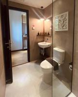 oxy suites 2-06 at Shop House Meisterstadt Pollux Habibie - Chambres d'hôtes Batam Centre