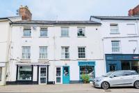 Monk Street Apartments by Abergavenny 3-Peak Properties - Chambres d’hôtes Abergavenny