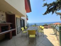Villa 6 Rooms 1 Living Room Magnificent Sea View Kuşadası - Chambres d'hôtes Kuşadası