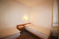 Residenza Lagrev 1 1 2 Zimmerwohnung Nr 011 - Typ 15A - Hochparterre - N W - Chambres d'hôtes Sils-Segl Maria