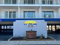 Beachfront Condo In Paradise - Bed and Breakfast Ocean City