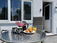 Little Greenway Holiday Bungalow - B&B Galmpton