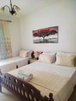 Dreibettzimmer mit Balkon
