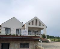 Aszúvilág Rezidencia with Sauna & Jacuzzi - B&B Legyesbénye