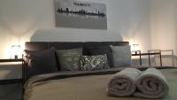 B&B Essen - Gockel Homes 1 - Zentral mit Balkon & Netflix - Bed and Breakfast Essen