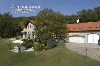 A Mecsek Gyöngye Apartmanhaz - B&B Pécs