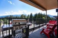 Stoke House by Revelstoke Vacations - B&B