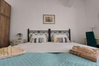 Old Port View Apartment, διαμέρισμα στο κέντρο 2 υπνοδωματίων - Chambres d'hôtes Karyófyto