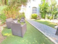 Garden apartment -Dizengoff Square, private garden - Bed and Breakfast Tel Aviv