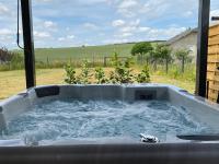 B&B Burbach - Eifelvilla zur Kirsche - Wellness und Spa - Bed and Breakfast Burbach