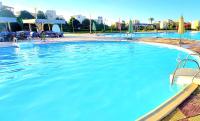 Stunning 5-Bedroom Villa with Breathtaking Sea Views & Roof Penthouse at Badr resort North Coast El Alamein !! الساحل الشمالي - Chambres d'hôtes El-Alamein