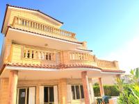 Stunning 5-Bedroom Villa with Breathtaking Sea Views & Roof Penthouse at Badr resort North Coast El Alamein !! الساحل الشمالي - B&B