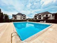 B&B Cabourg - Cottage Malenkiy ( piscine chauffée 15/06-15/09 ) - Bed and Breakfast Cabourg