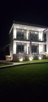 Summer Wine Boutique Hotel - Bed and Breakfast Dhërmi