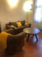 Maison de village dans joli hameau médiéval - Chambres d’hôtes La Tour-sur-Orb